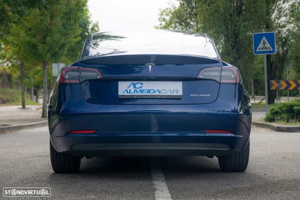Tesla Model 3 Long-Range Dual Motor AWD - 35