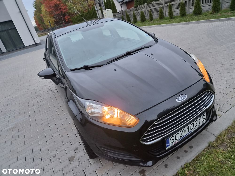 Ford Fiesta 1.25 Champions Edition - 28