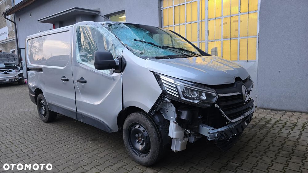 Renault Trafic - 10