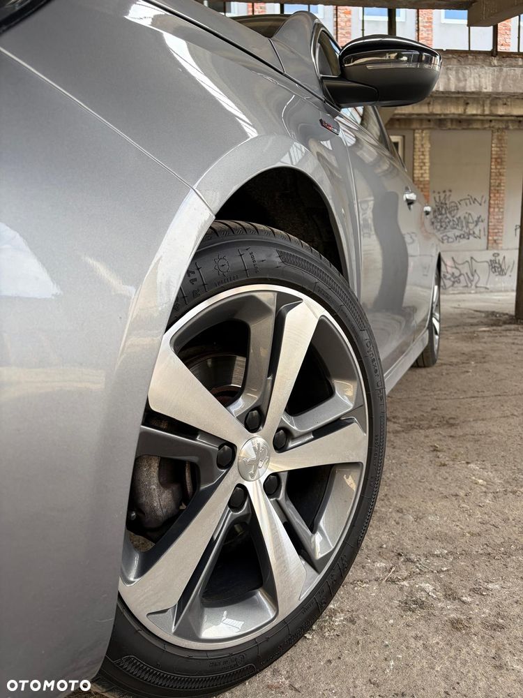 Peugeot 308 BlueHDi 130 EAT8 Stop & Start Allure - 20