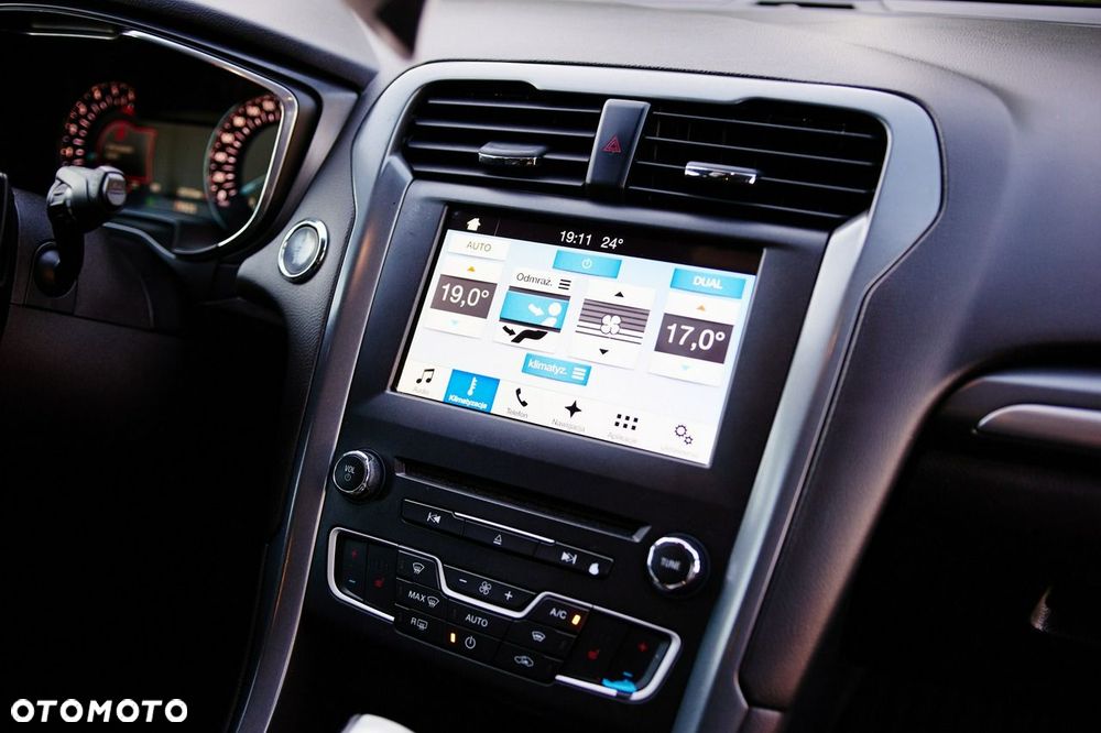Ford Mondeo 2.0 EcoBlue Titanium - 14