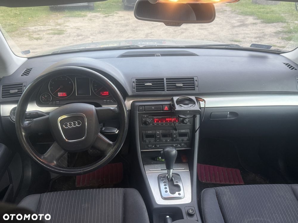 Audi A4 Avant - 6