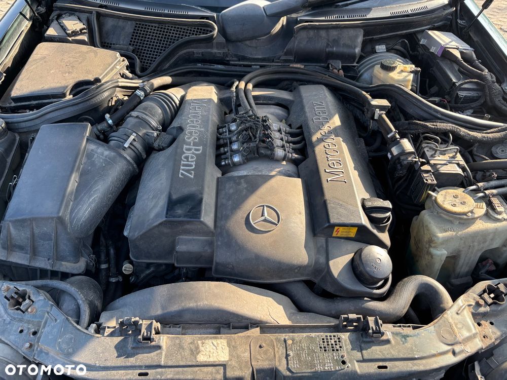 Mercedes-Benz Klasa E 430 T Avantgarde - 16