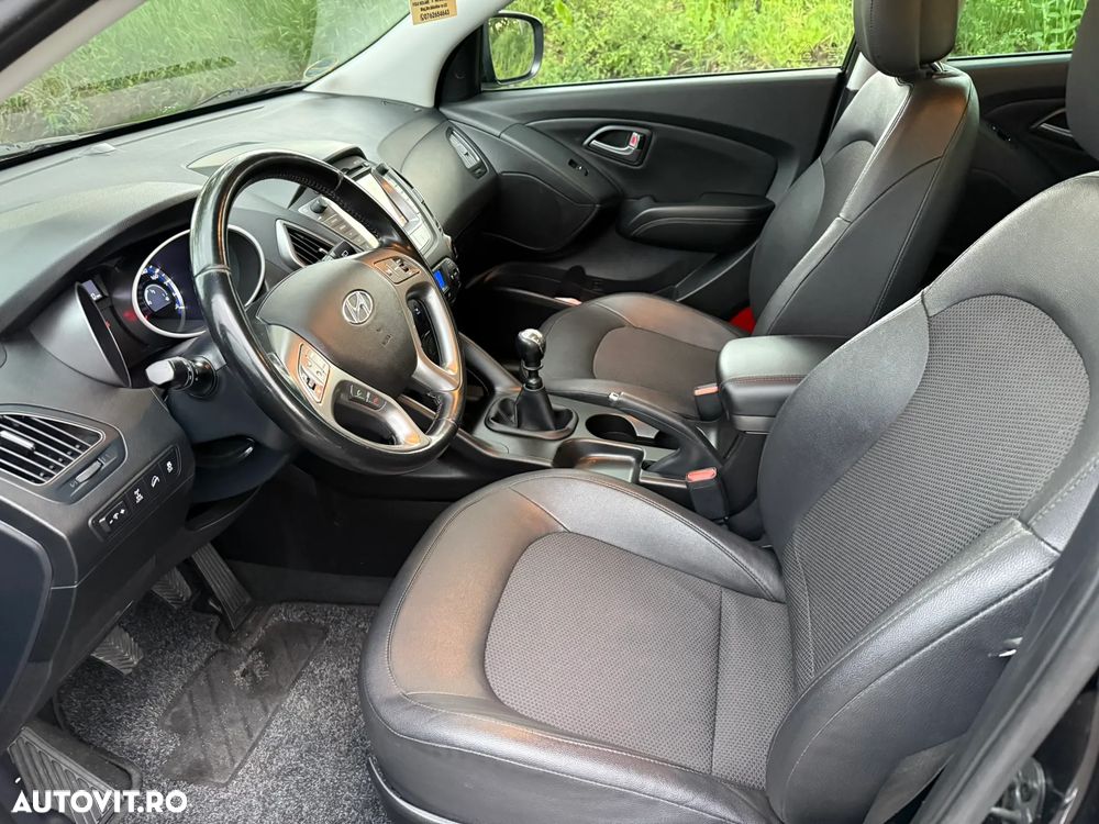Hyundai ix35 2.0 CRDI 4WD Style - 4