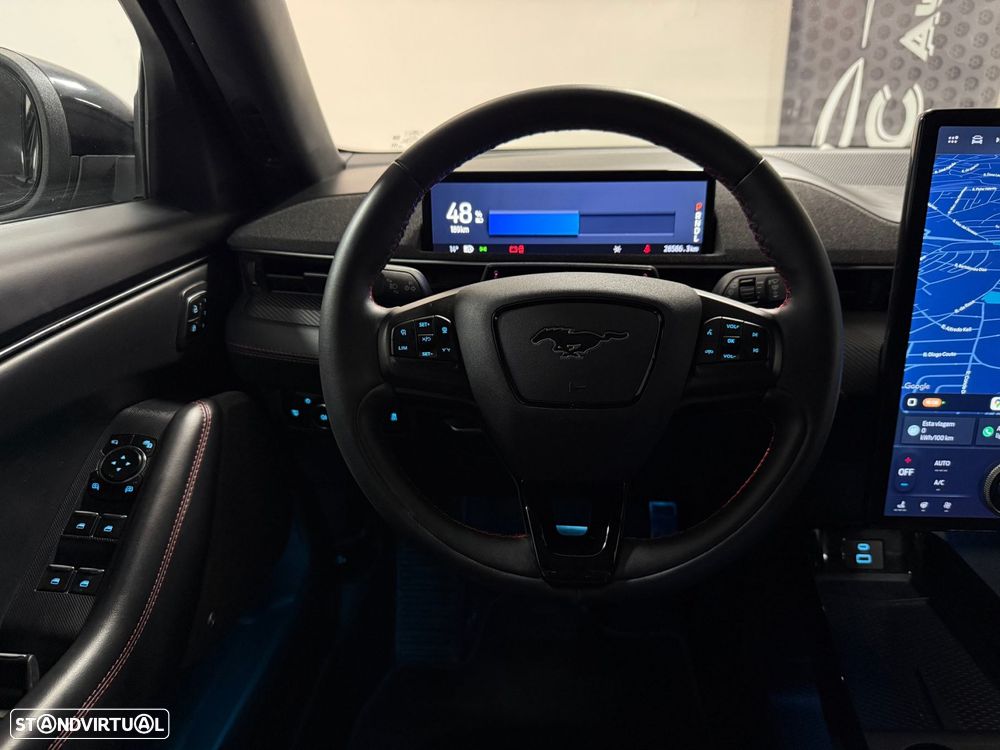Ford Mustang Mach-E Alargada AWD - 34