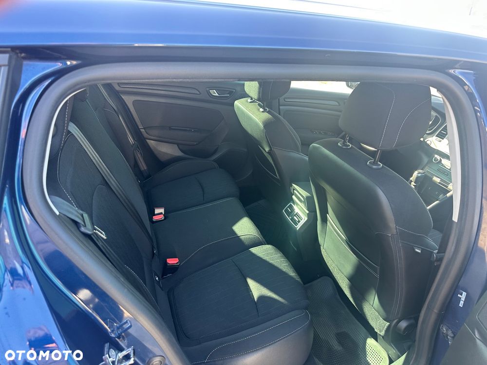 Renault Megane 1.6 SCe Limited - 22