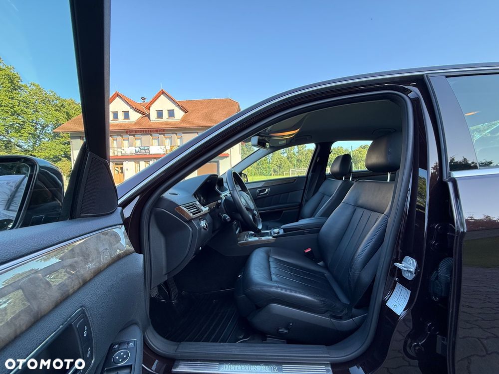 Mercedes-Benz Klasa E 250 CDI BlueEff Elegance - 16