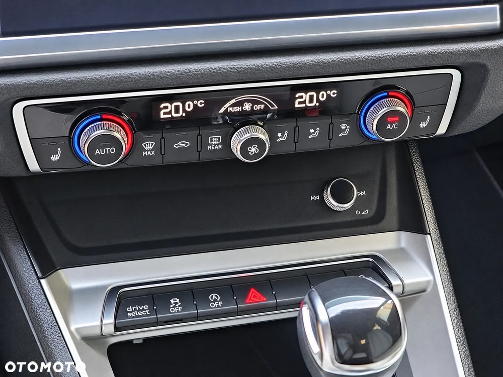 Audi Q3 - 17
