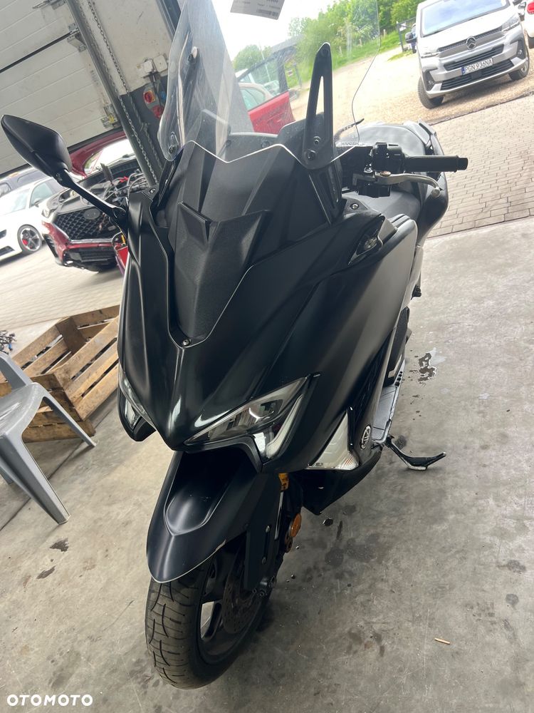Yamaha Tmax - 9