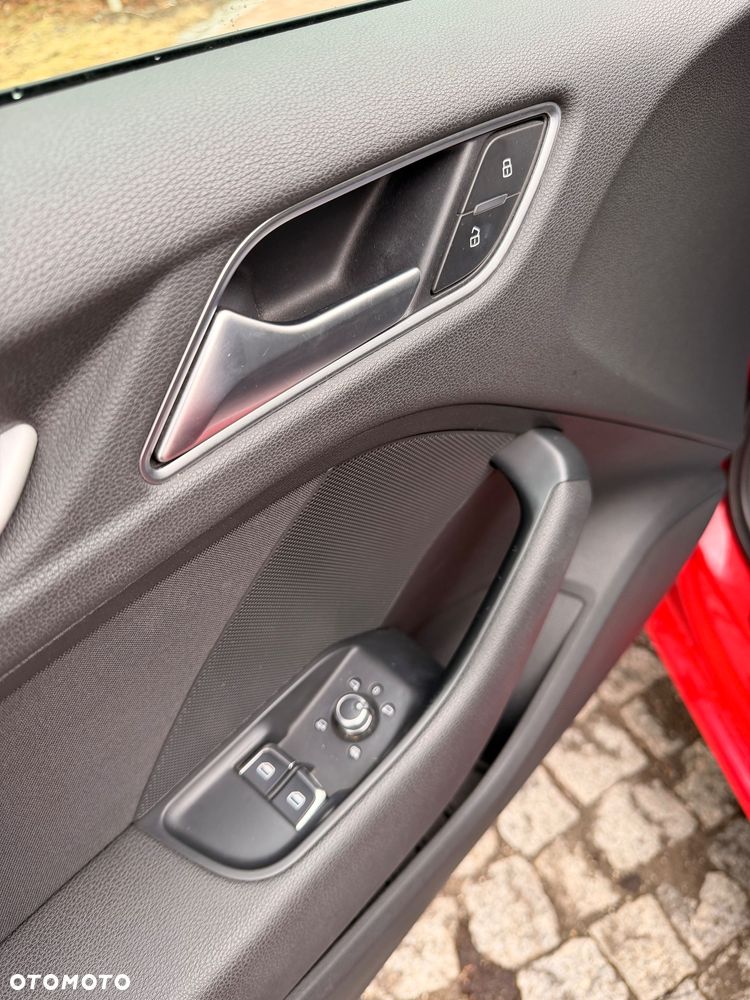Audi A3 3-drzwiowe 1.8 TFSI Ambiente S tronic - 7
