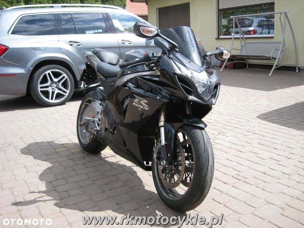 Suzuki GSX-R - 1