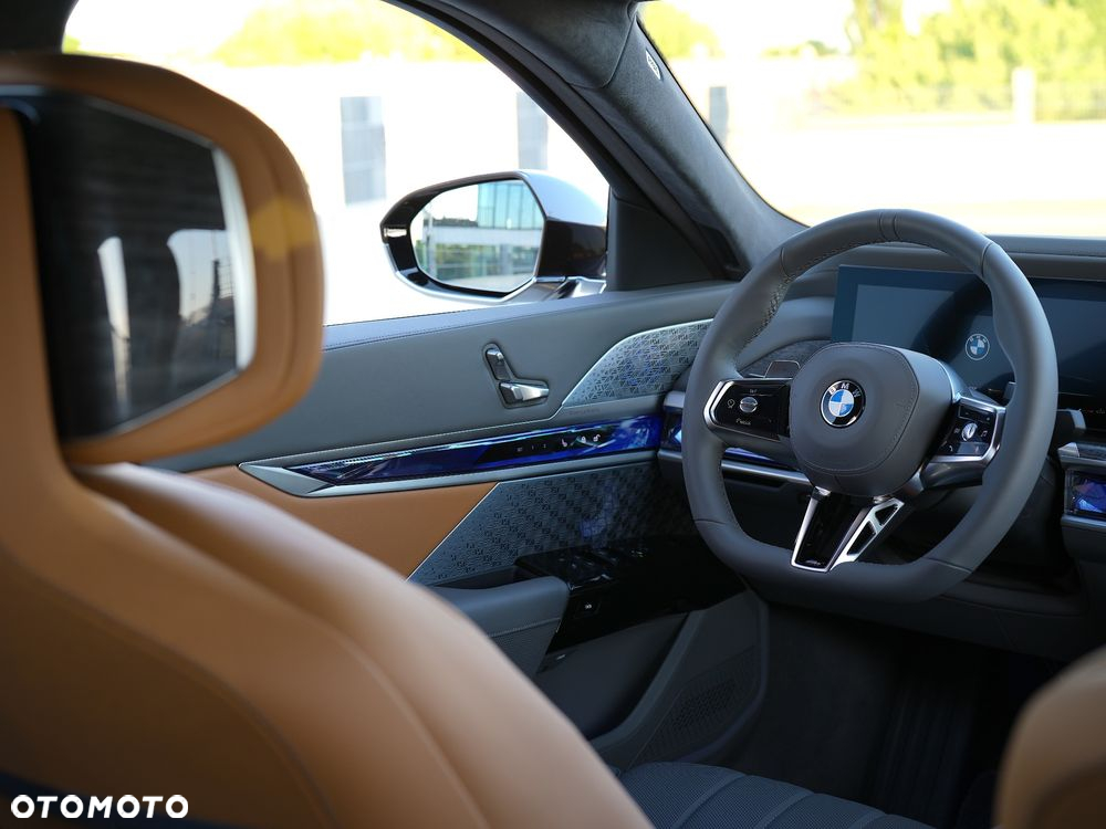 BMW Seria 7 - 19