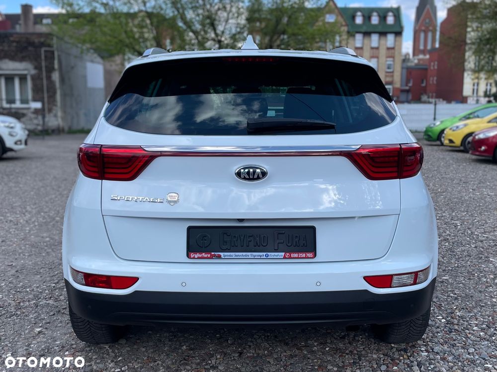 Kia Sportage 1.6 GDI 2WD DREAM-TEAM EDITION - 10