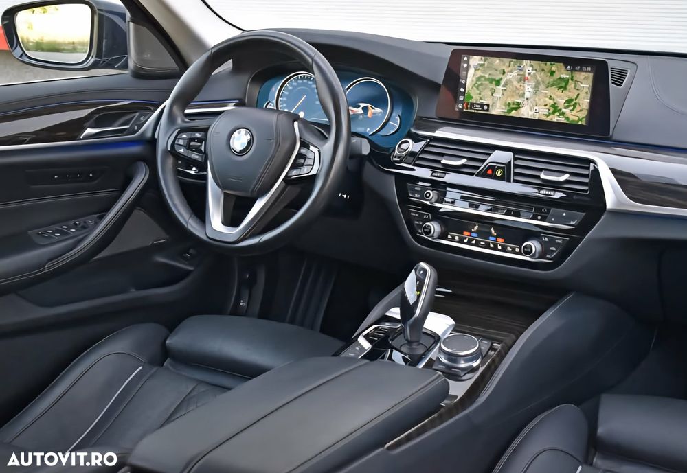 BMW Seria 5 540i Aut. Luxury Line - 8