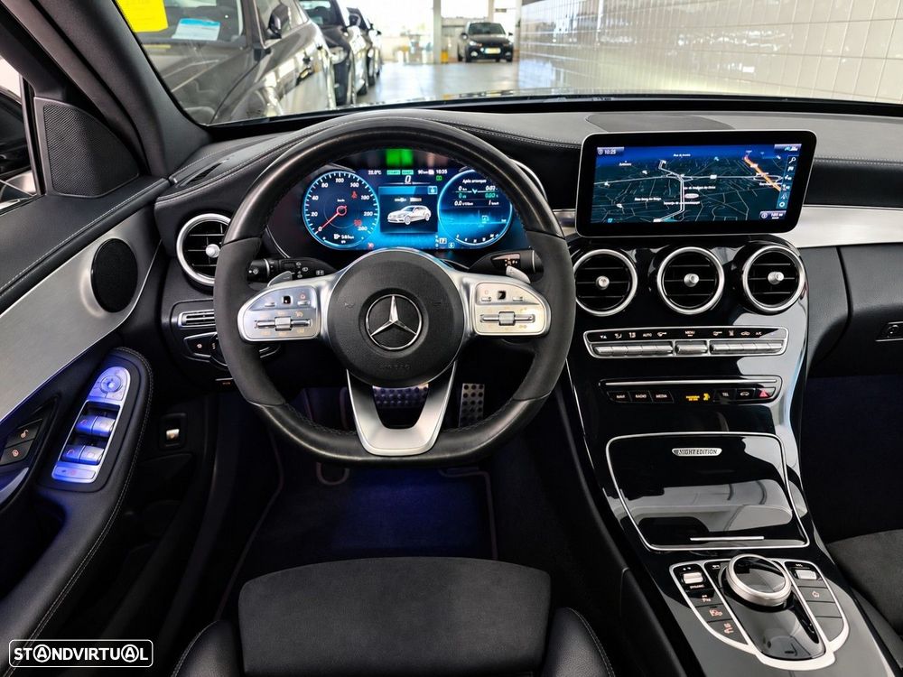 Mercedes-Benz C 300 de AMG Line - 13