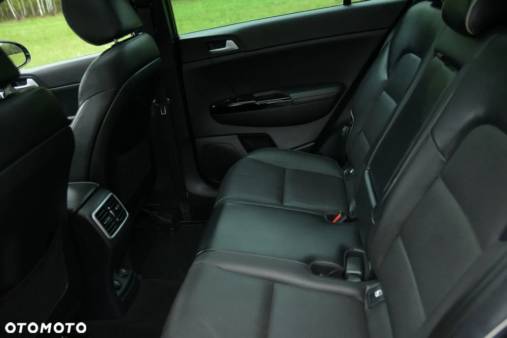 Kia Sportage 2,0 CRDI AWD GT Line - 23