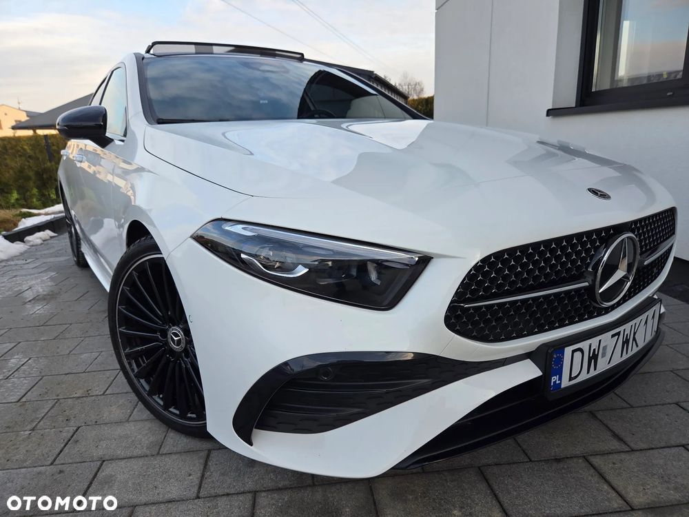 Mercedes-Benz Klasa A 220 4-Matic AMG Line 7G-DCT - 9