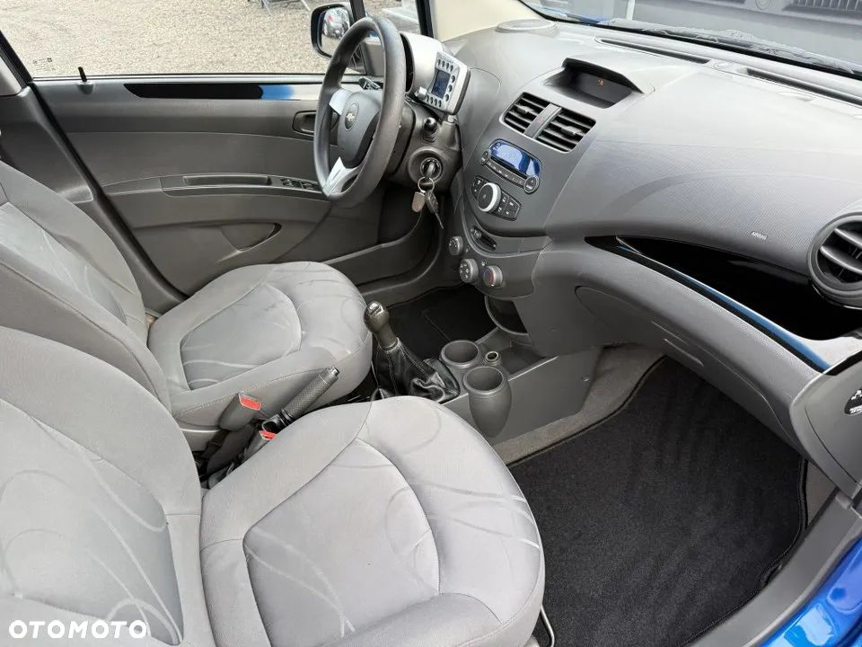 Chevrolet Spark 1.2 LTZ - 29