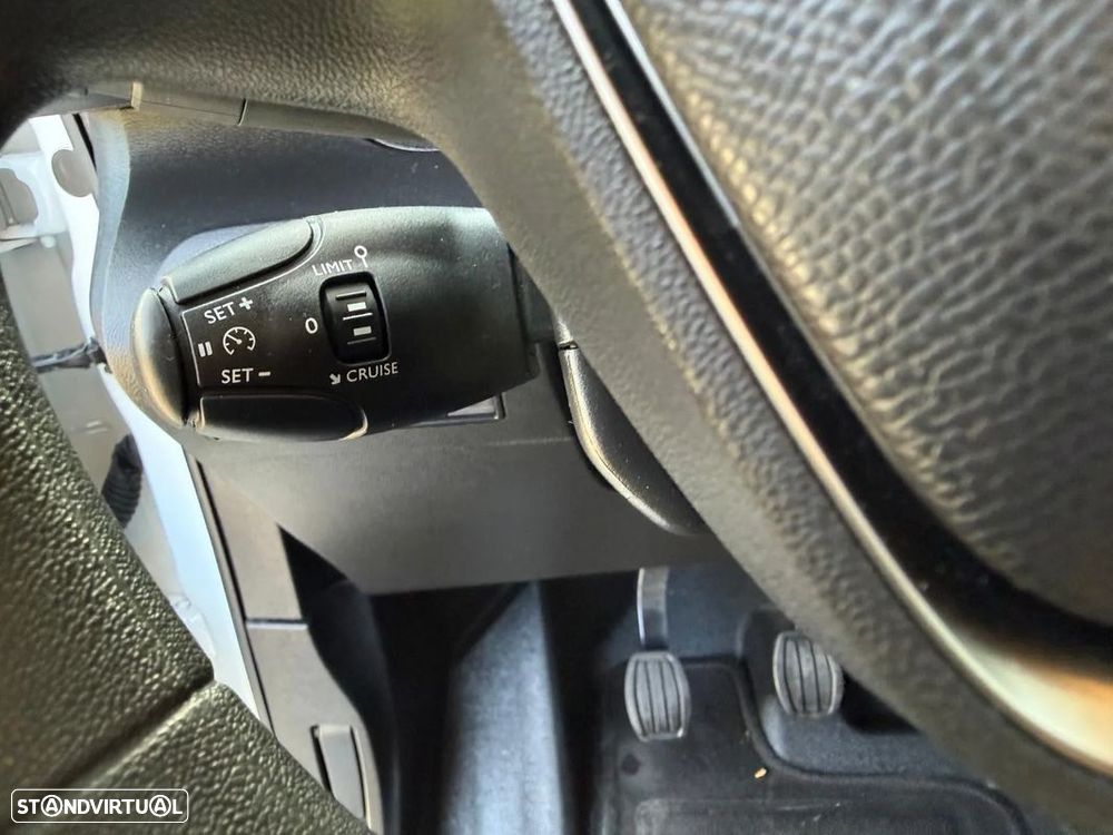 Peugeot Partner  1.5 BlueHDI CX 6 3 LUG - 19