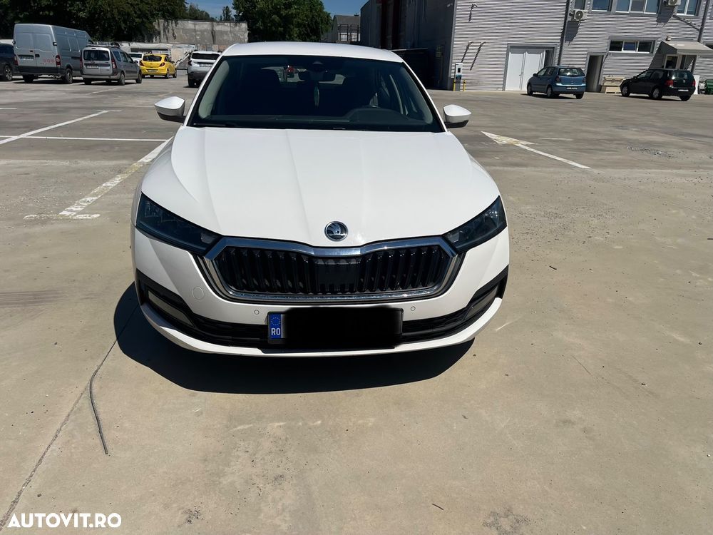 Skoda Octavia 2.0 TDI DSG Style - 1