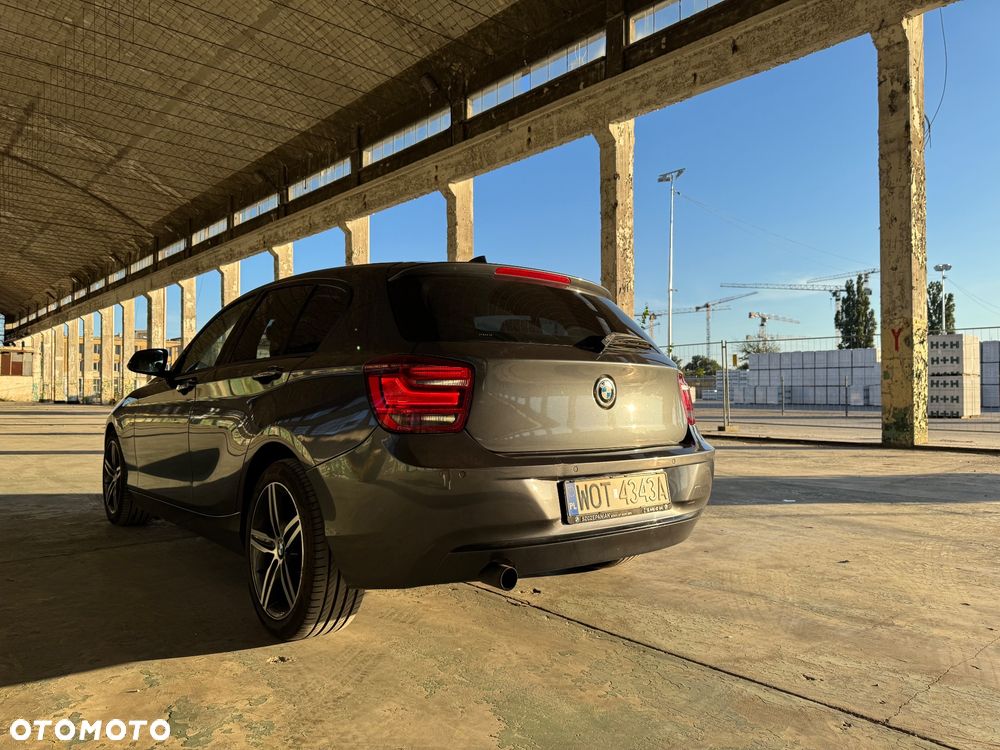 BMW Seria 1 116i Sport Line - 9