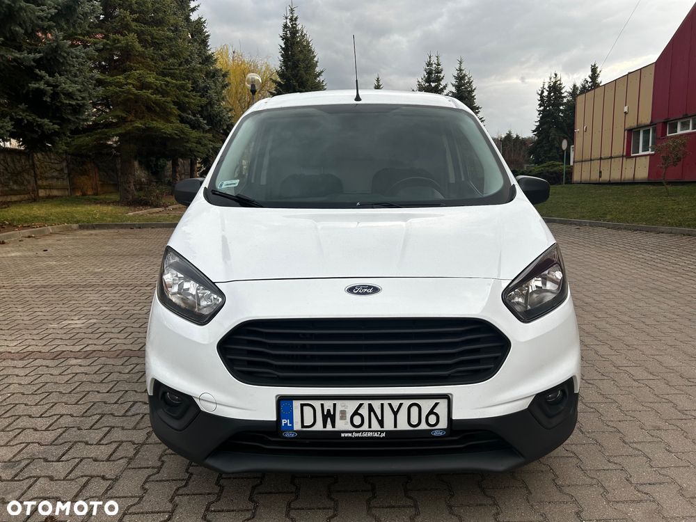 Ford Courier - 2