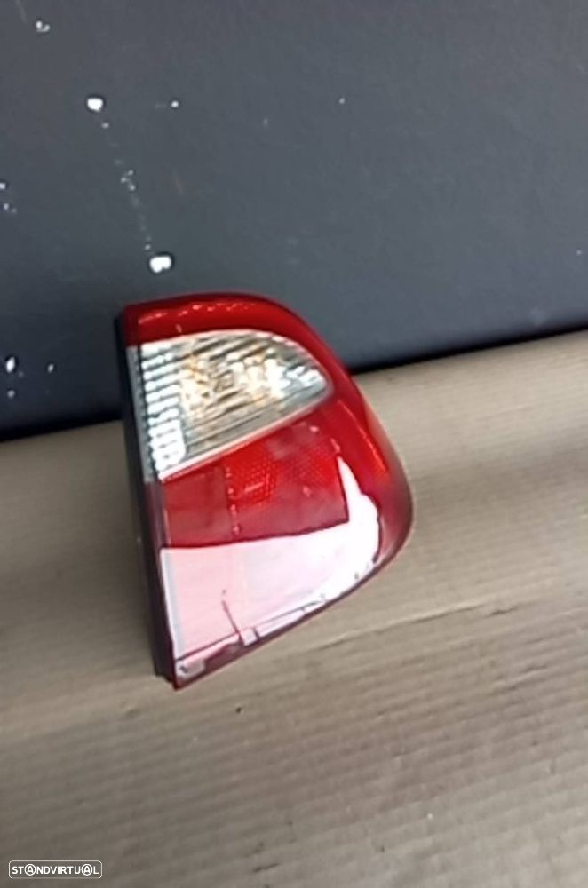 Farolim Stop Dto Seat Cordoba (6K1, 6K2) - 2