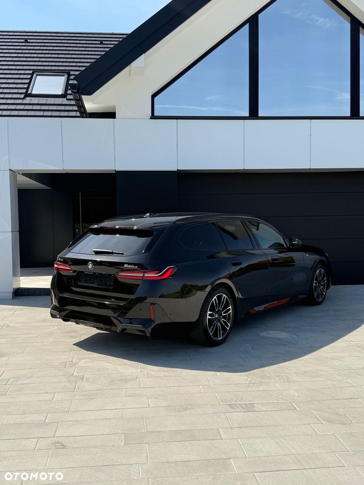 BMW Seria 5 520d xDrive Touring - 5