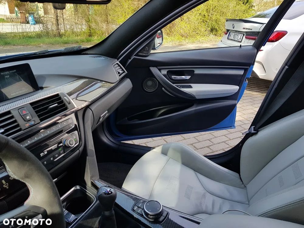 BMW M3 Standard - 10