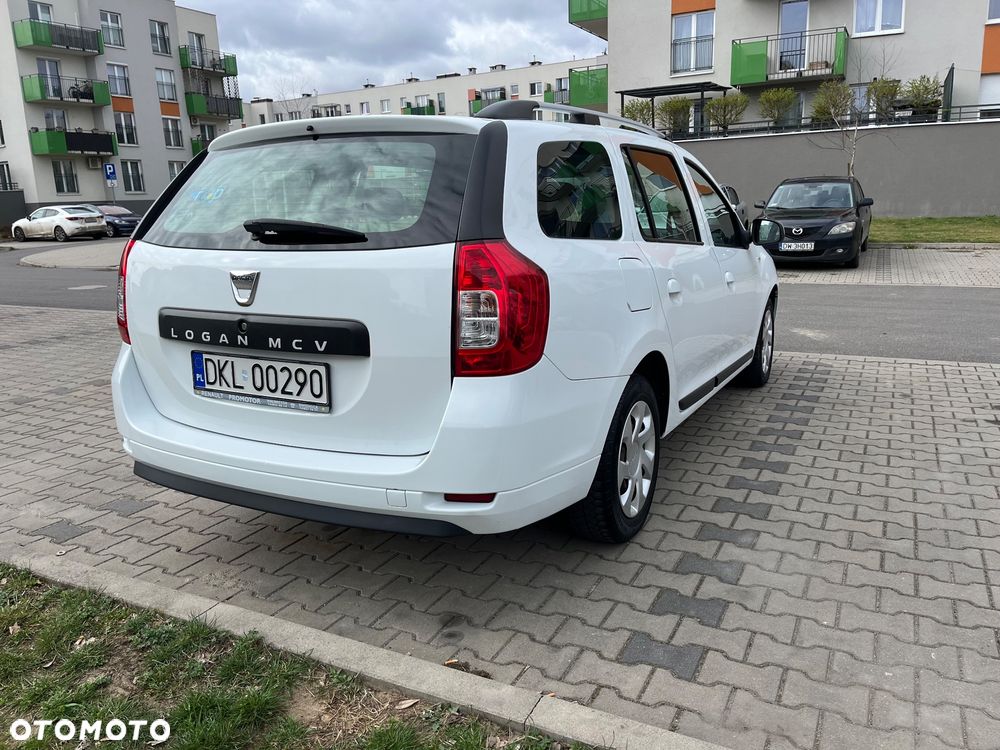 Dacia Logan 1.2 16V Laureate - 19