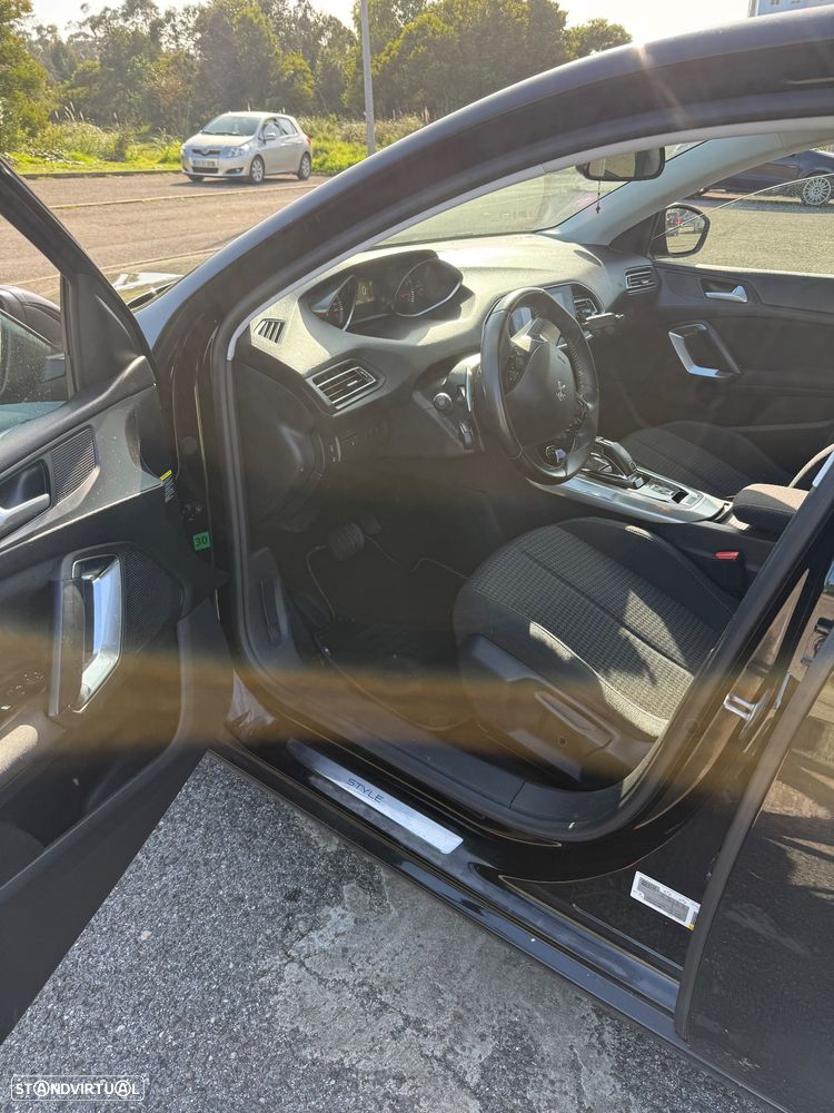 Peugeot 308 PureTech 130 GPF EAT8 Stop & Start Allure - 8