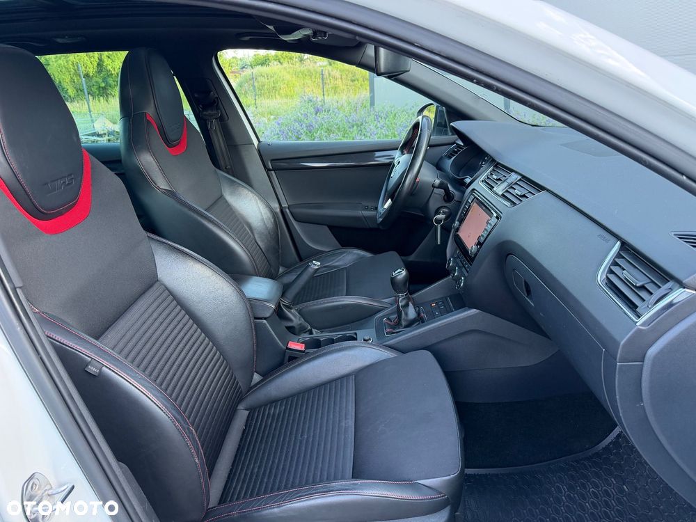 Skoda Octavia 2.0 TDI RS - 26