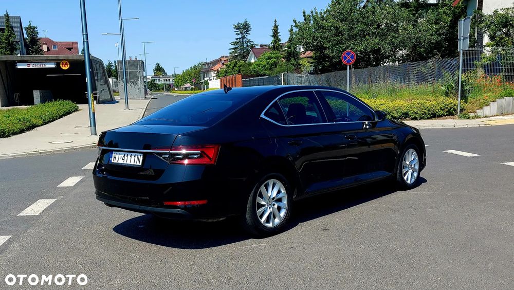 Skoda Superb 2.0 TSI Style DSG - 4