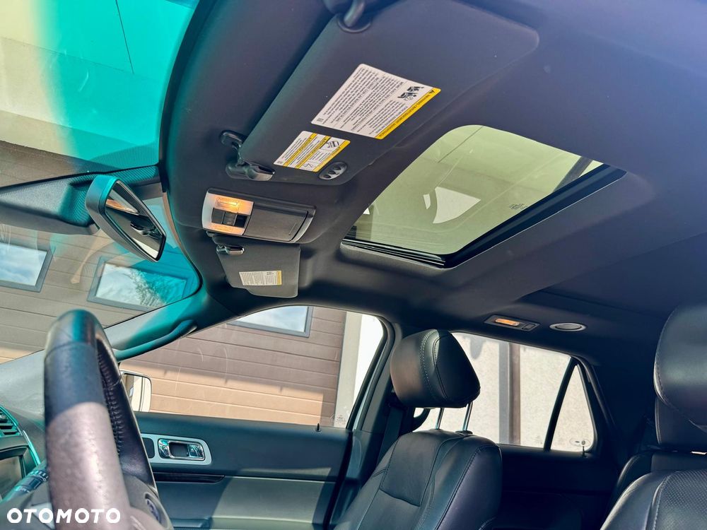 Ford Explorer - 18
