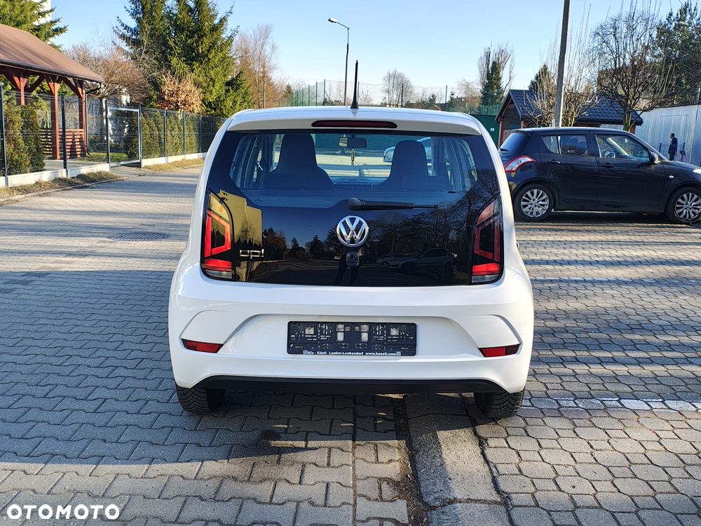 Volkswagen up! (BlueMotion Technology) move - 6