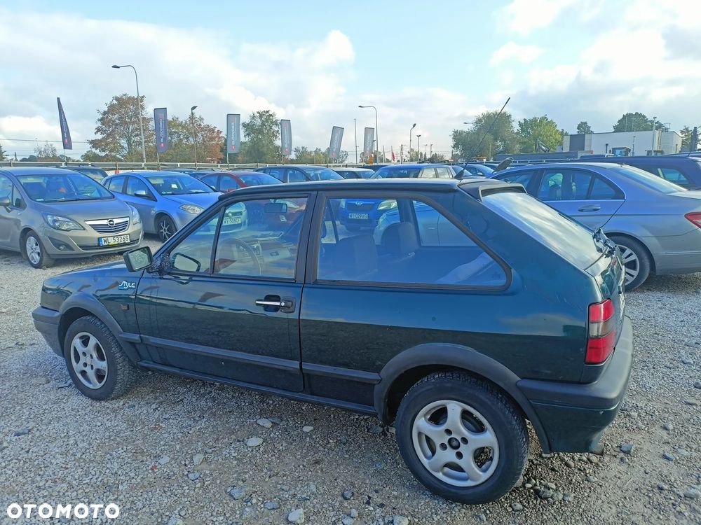 Volkswagen Polo Coupe 1.0 CL - 3