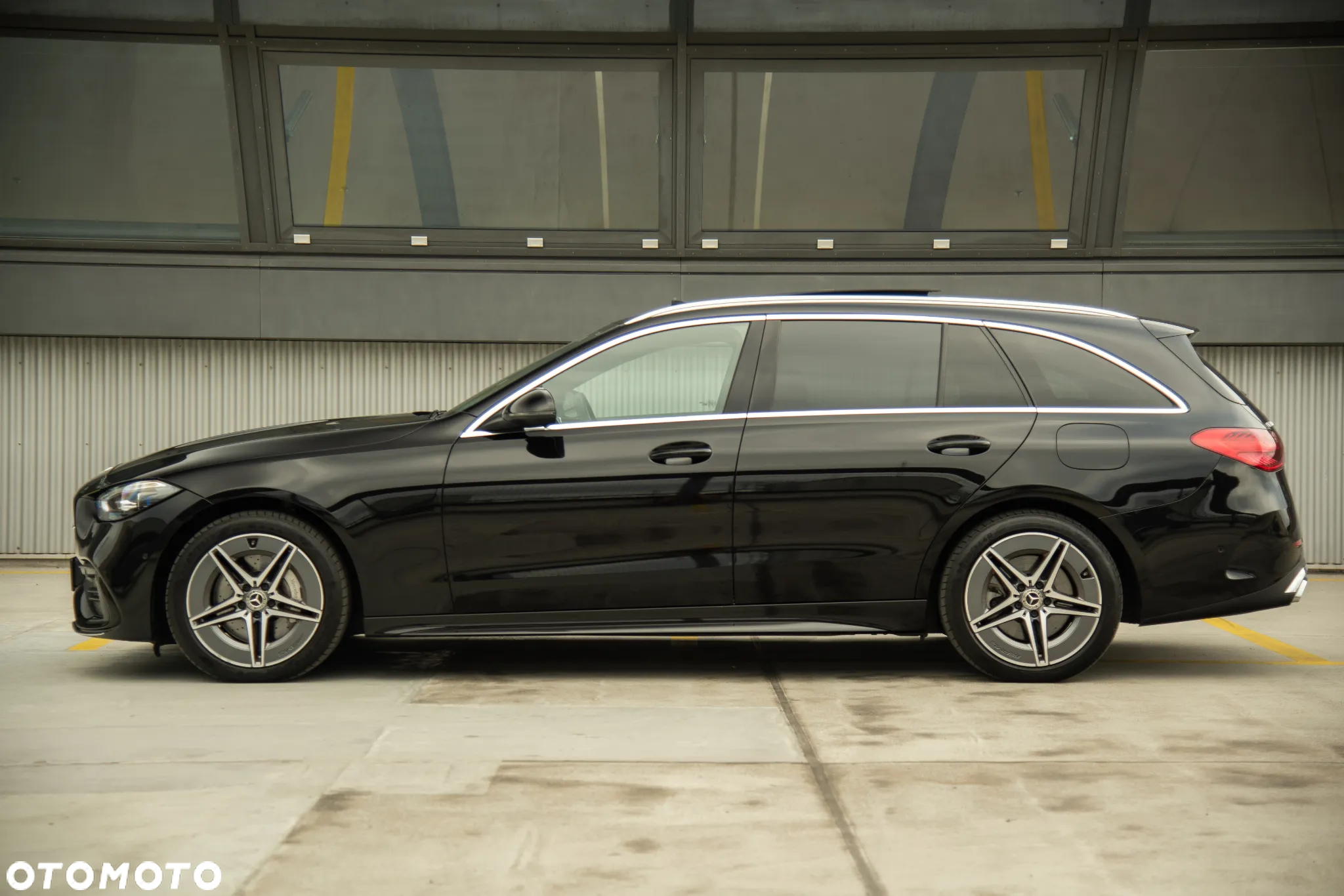 Mercedes-Benz Klasa C 300 e 9G-TRONIC Edition AMG Line - 12