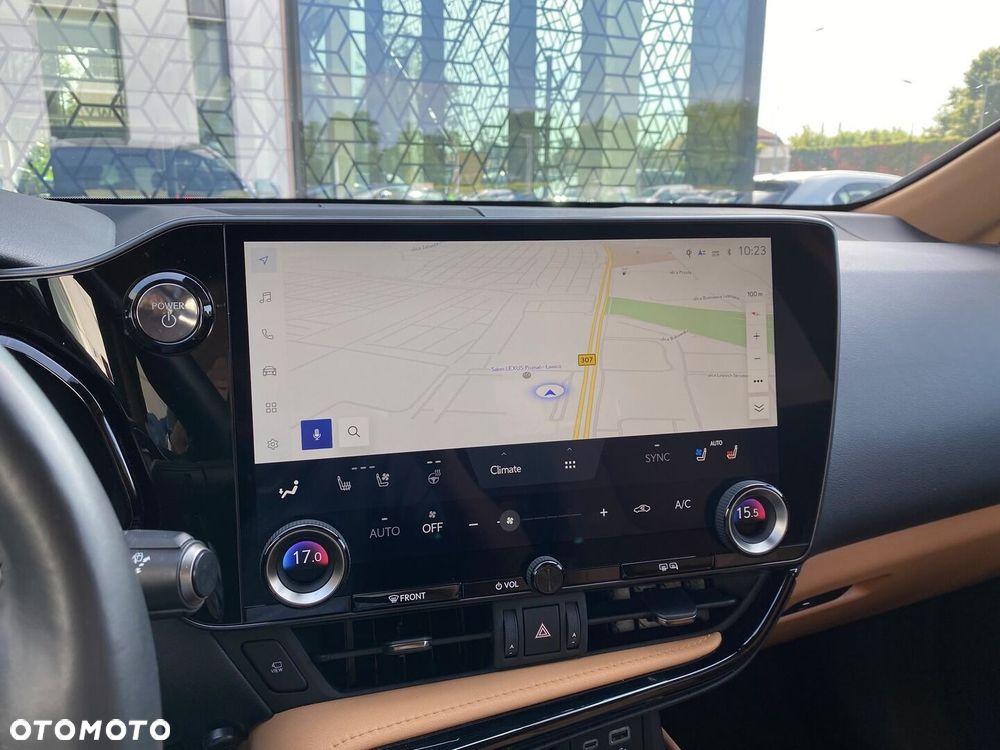 Lexus NX 350h Omotenashi AWD - 18