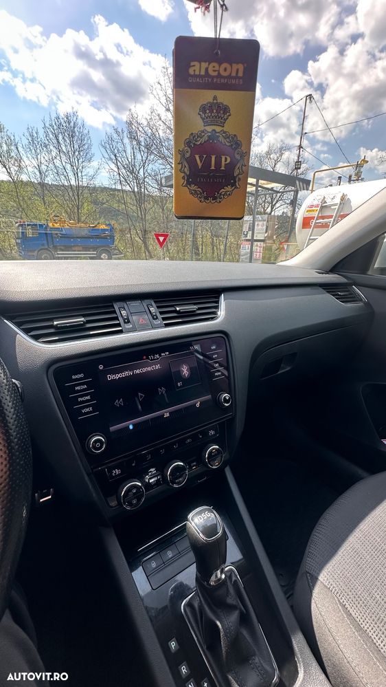 Skoda Octavia 2.0 TDI DSG Style - 13