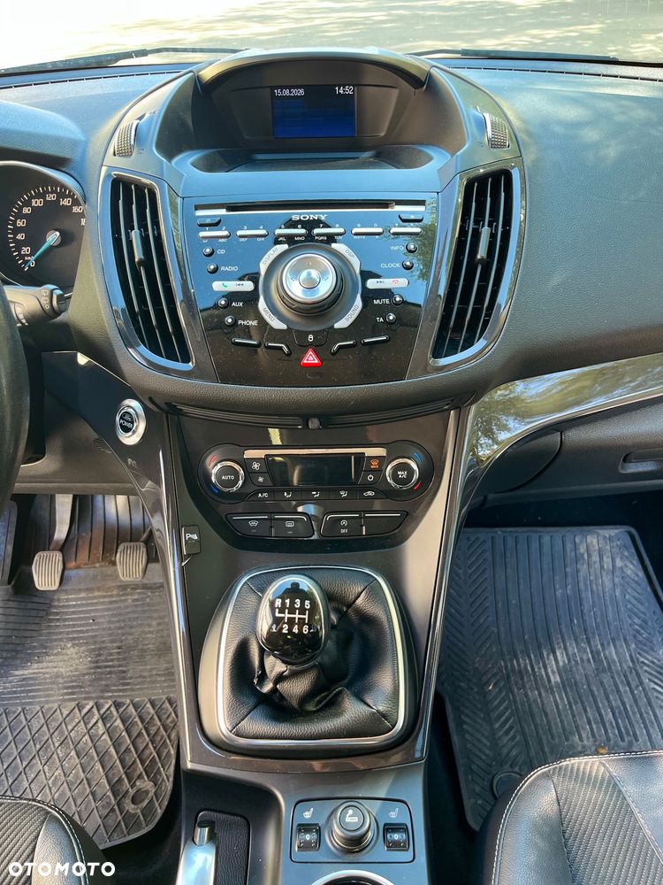 Ford Kuga 1.6 EcoBoost 2x4 Titanium - 19