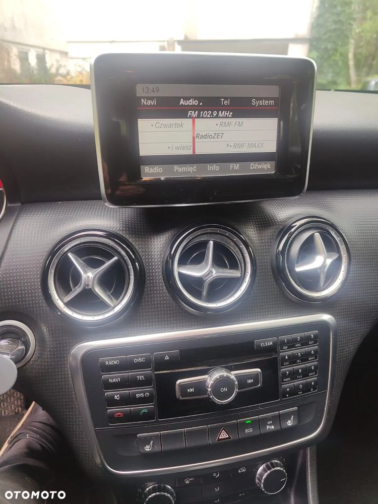 Mercedes-Benz Klasa A 180 CDI BlueEffICIENCY Edition - 19