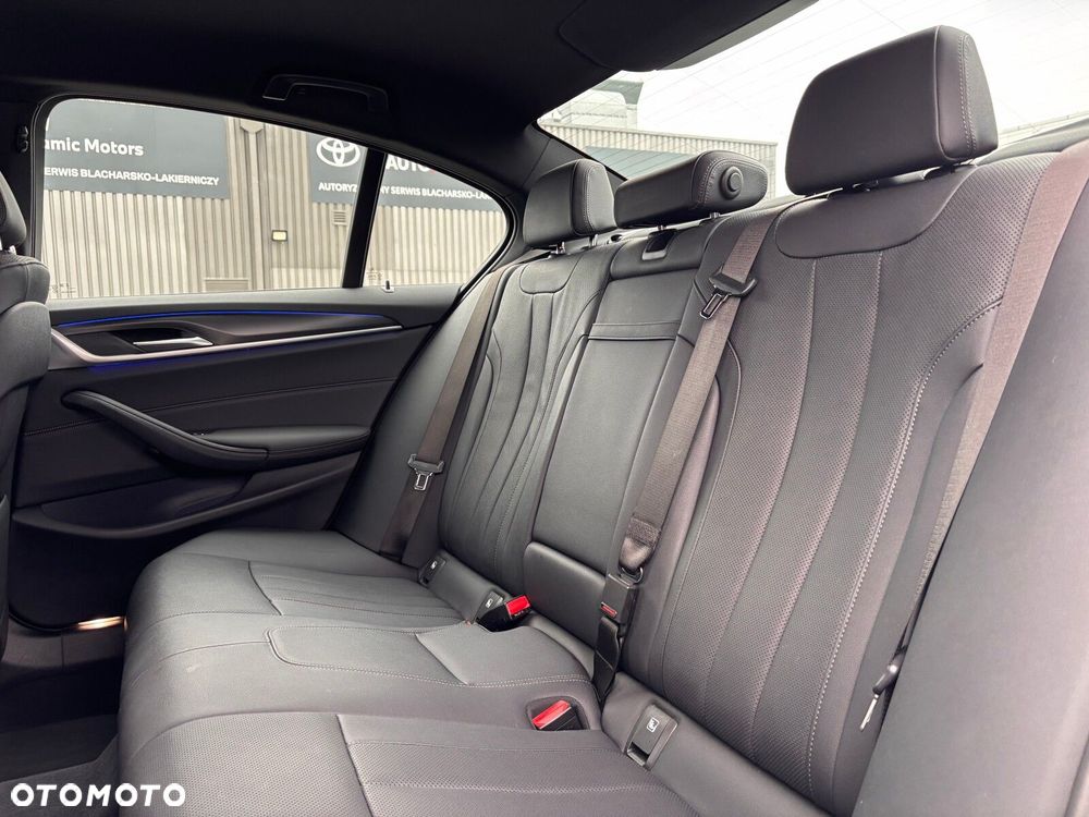 BMW Seria 5 - 22