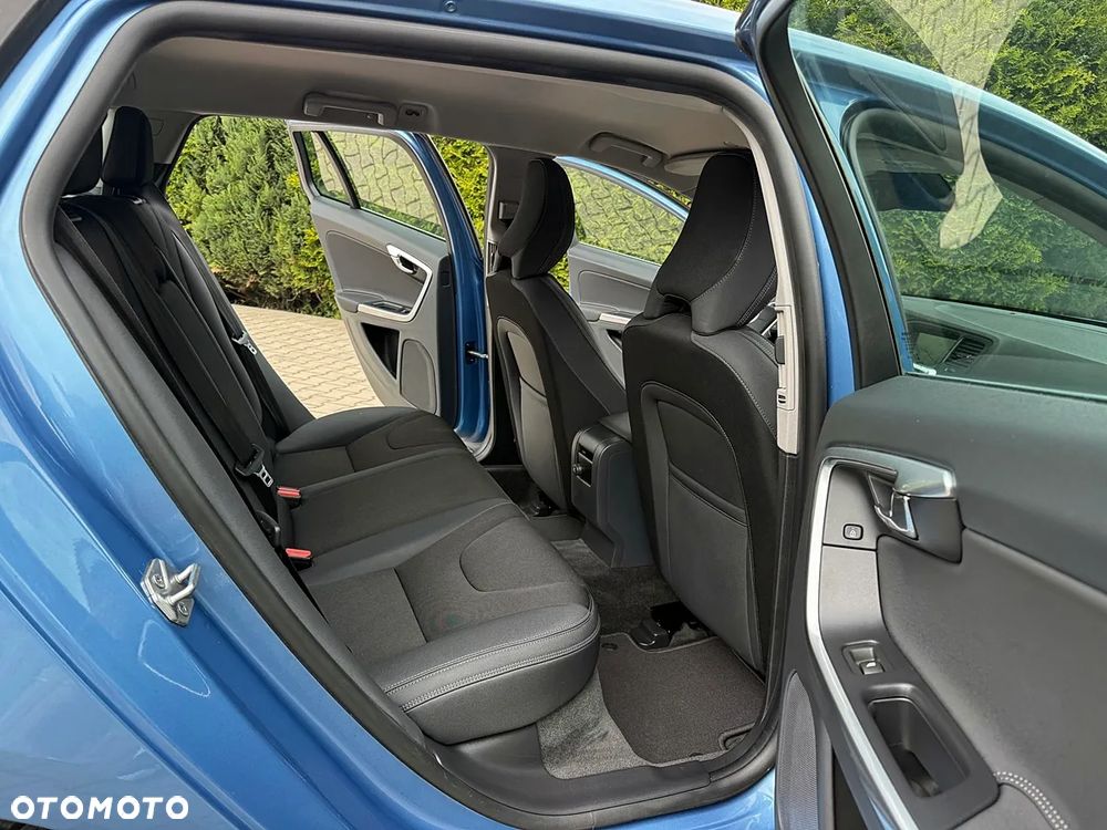 Volvo V60 D4 Drive-E Summum - 6