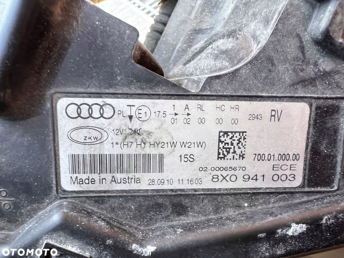 Lampa przednia AUDI A1 8X ZWYKŁA LEWA EUROPA ORYGINALNA  ŚLIZG - 4