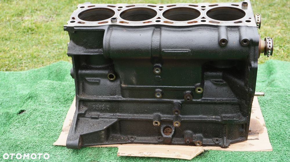 Saab 9-5 2.3 turbo 250 KM  AERO B235R blok nominal walki balansowe - 8