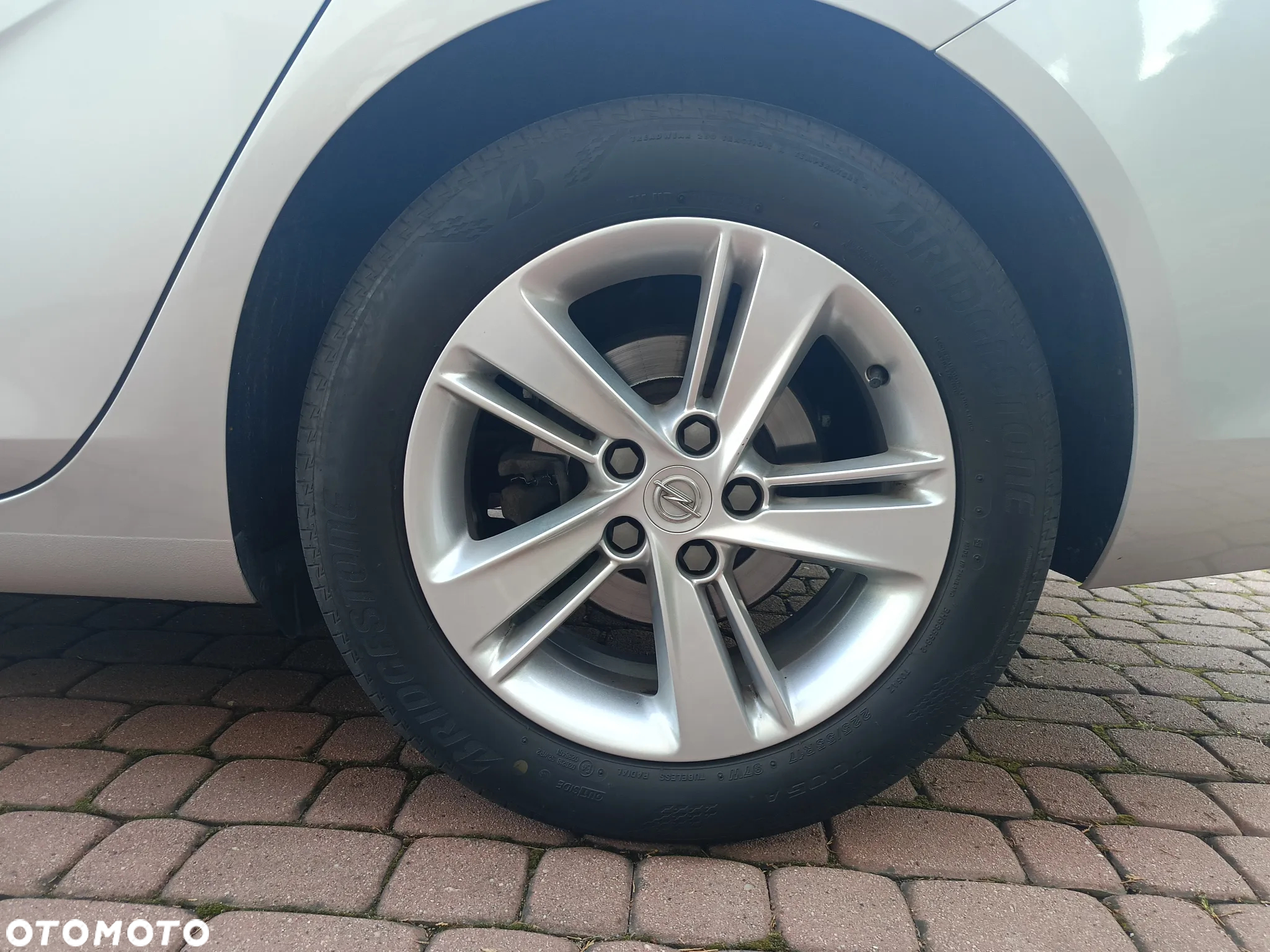 Opel Insignia - 16
