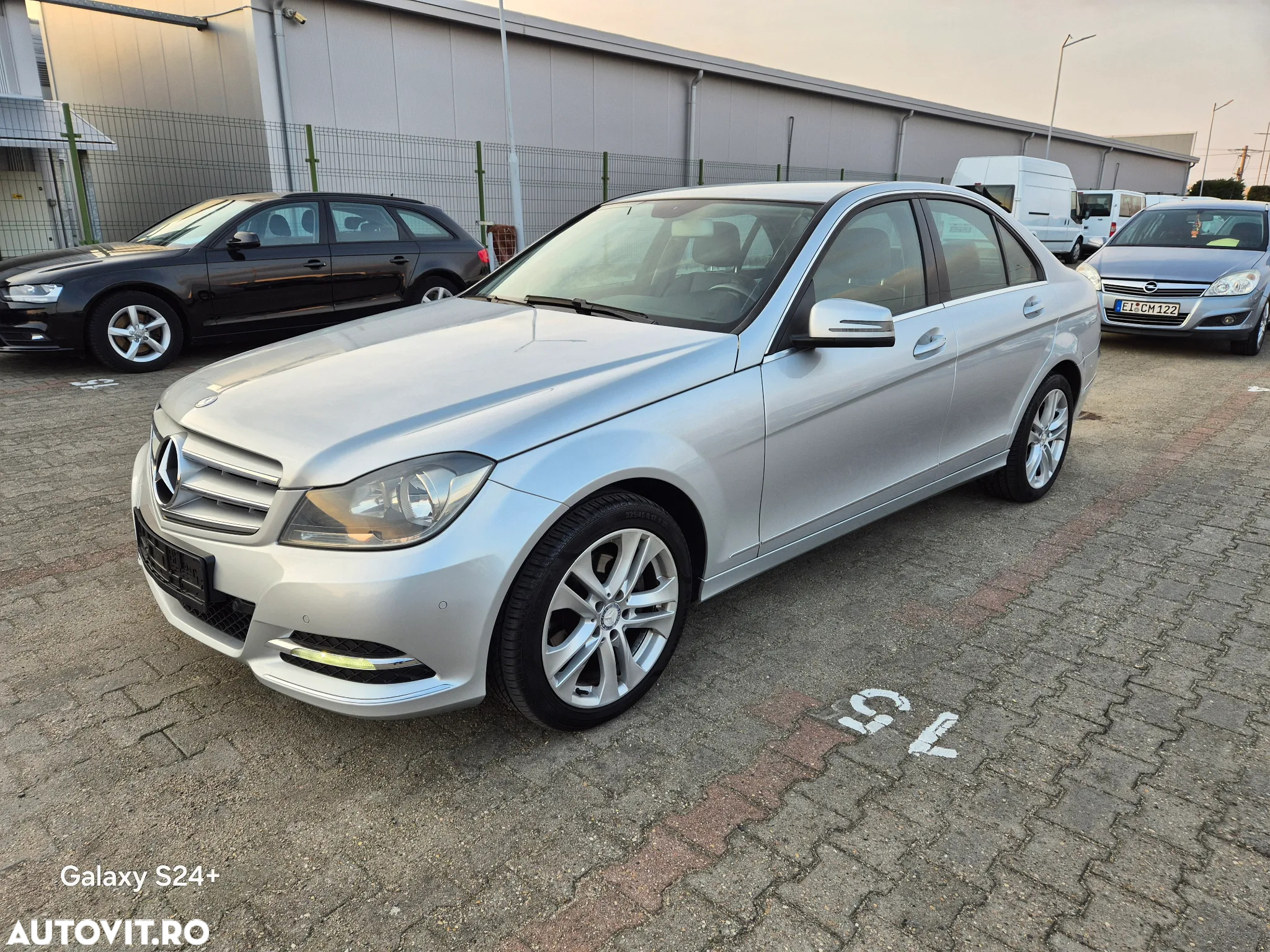 Mercedes-Benz C 220 (BlueTEC) d T 7G-TRONIC - 2