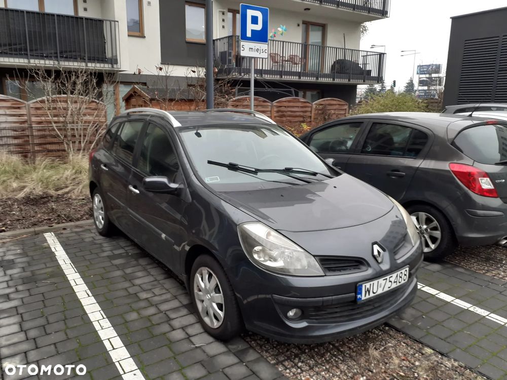 Renault Clio - 1