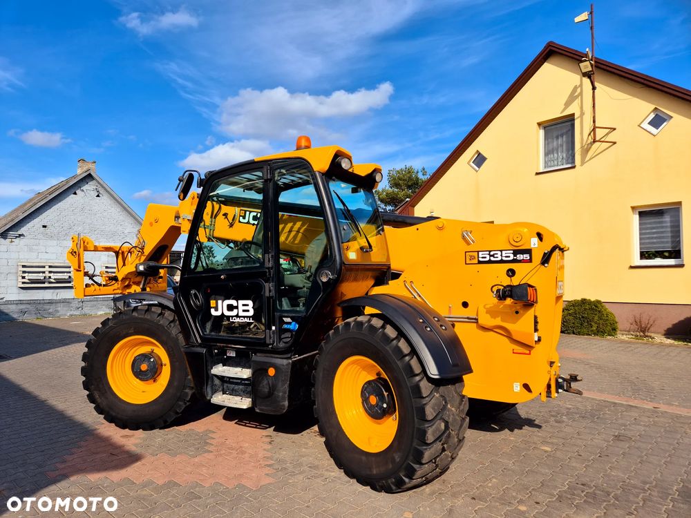 JCB 535 95 Agri Super 541 70 535 125 Agri Super 536 70 530 70 MANITOU CLAAS - 3