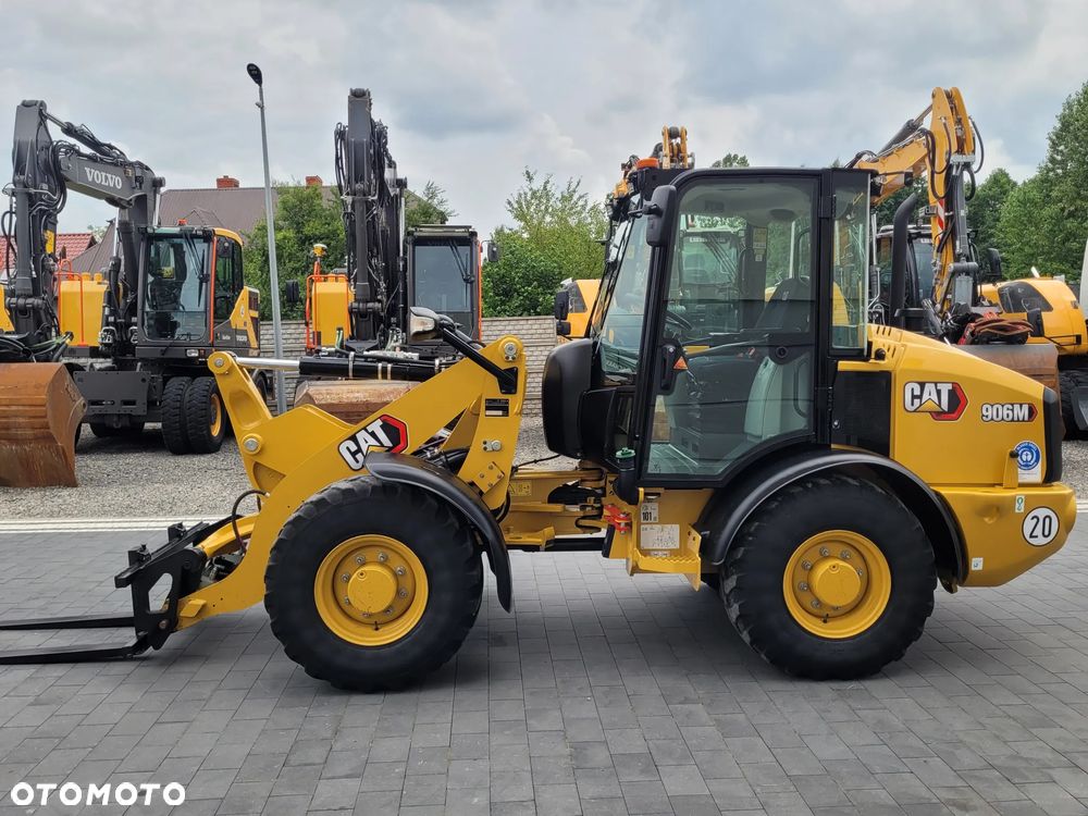 Caterpillar 906M / nowy model 2022r. / łyżka otwierana + widły / SUPER STAN - 7